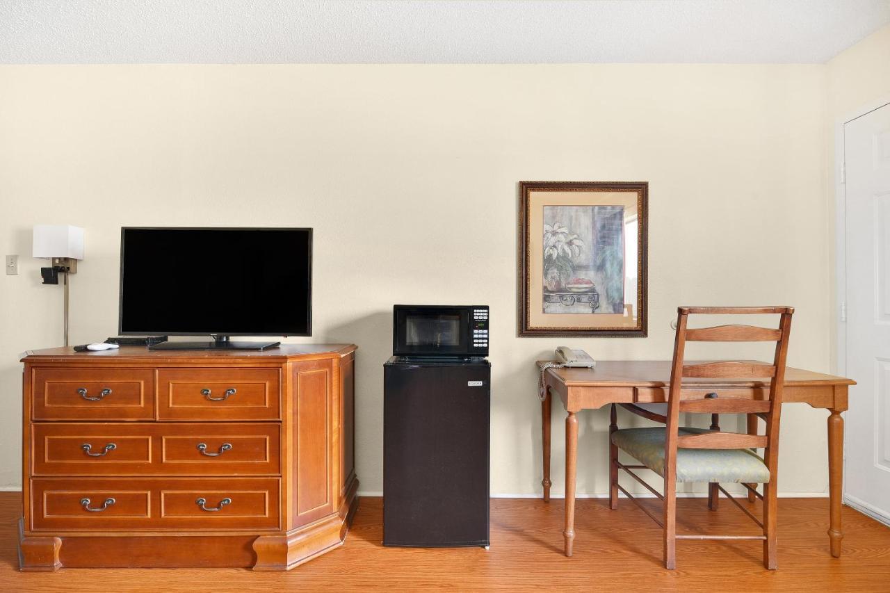 Americas Best Value Inn Lockhart Tx Ngoại thất bức ảnh